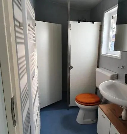 Slapen In De Maashorst - Chalet Op Camping De Heische Tip - For Recreation Only 아파트 제일란트